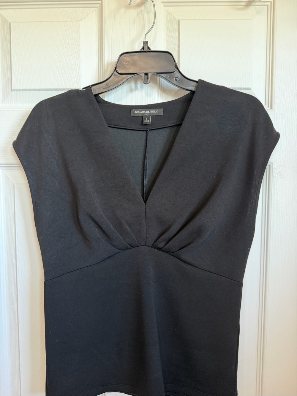 Banana Republic Black V-Neck Shell